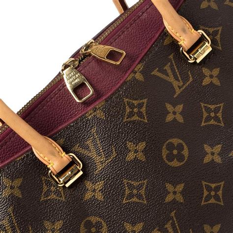 louis vuitton aurore monogram canvas pochette pallas clutch bag|louis Vuitton Monogram accessories.